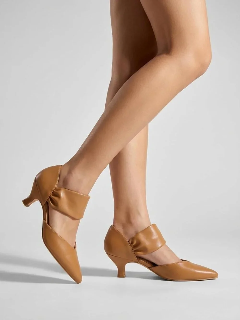 Women's Leather Brown Low Kitten Heel Pointed Toe Slip On Pump Ankle Strap Shoes